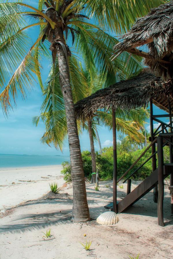 Simply Saadani Camp Hotel Mkwaja Bagian luar foto