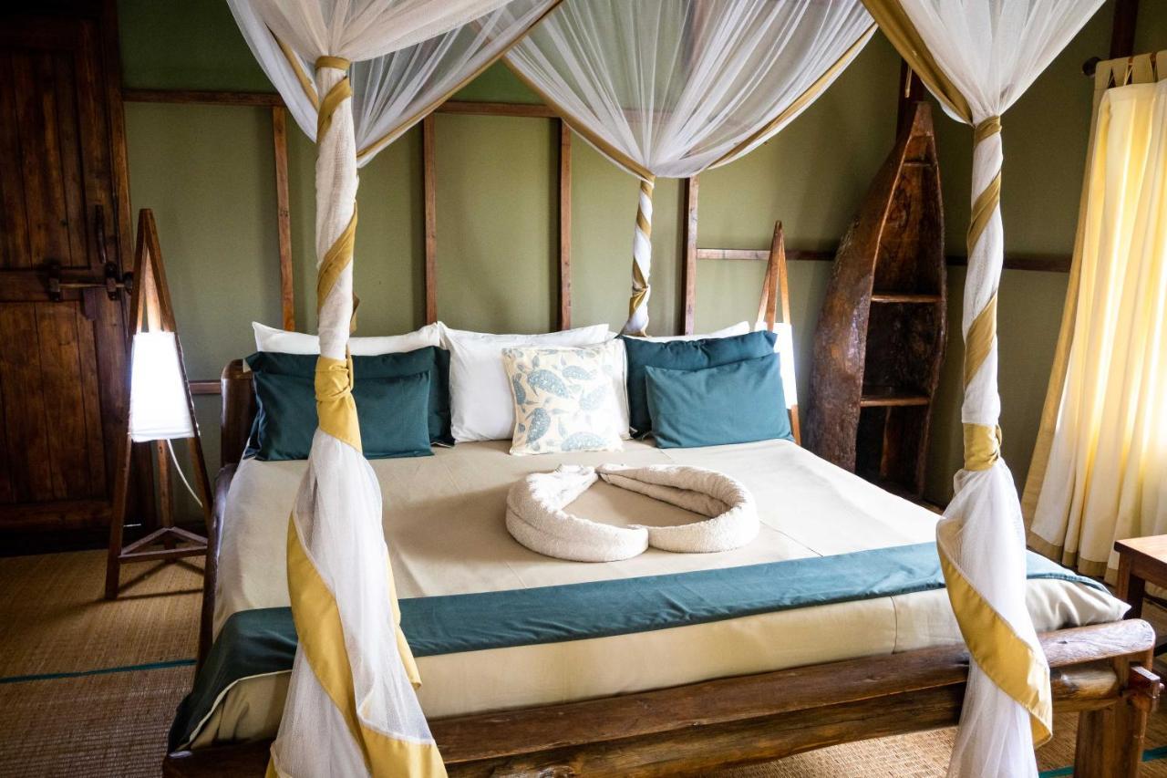 Simply Saadani Camp Hotel Mkwaja Bagian luar foto
