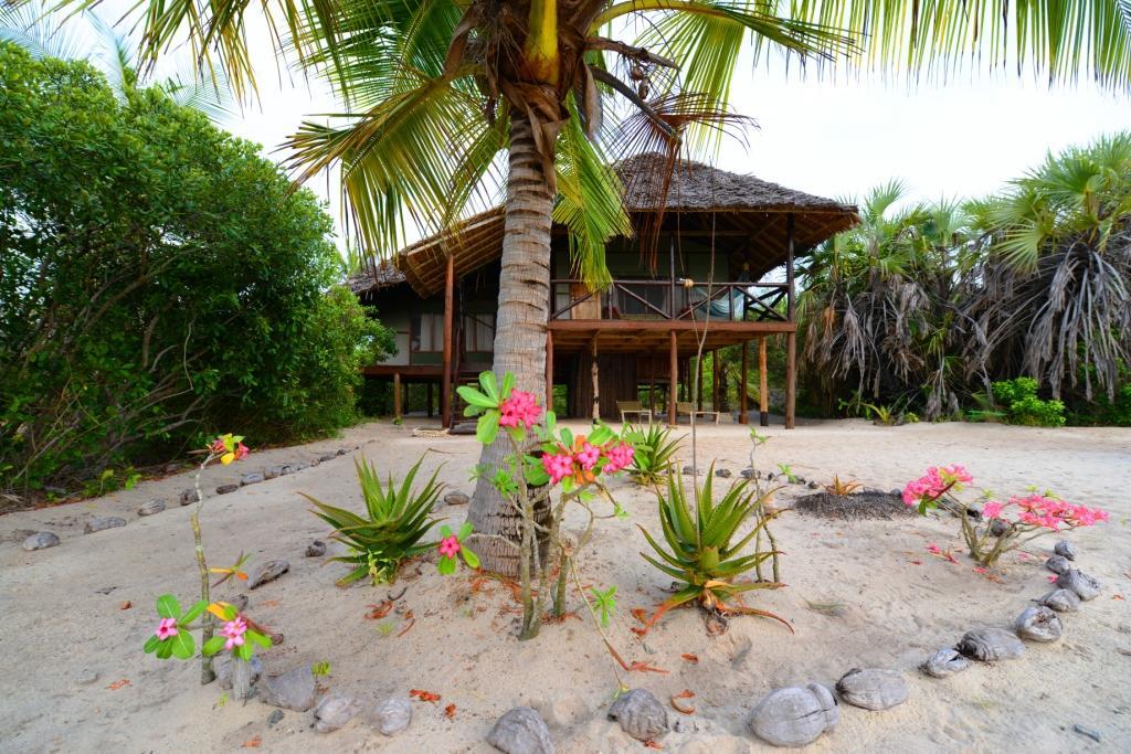 Simply Saadani Camp Hotel Mkwaja Bagian luar foto